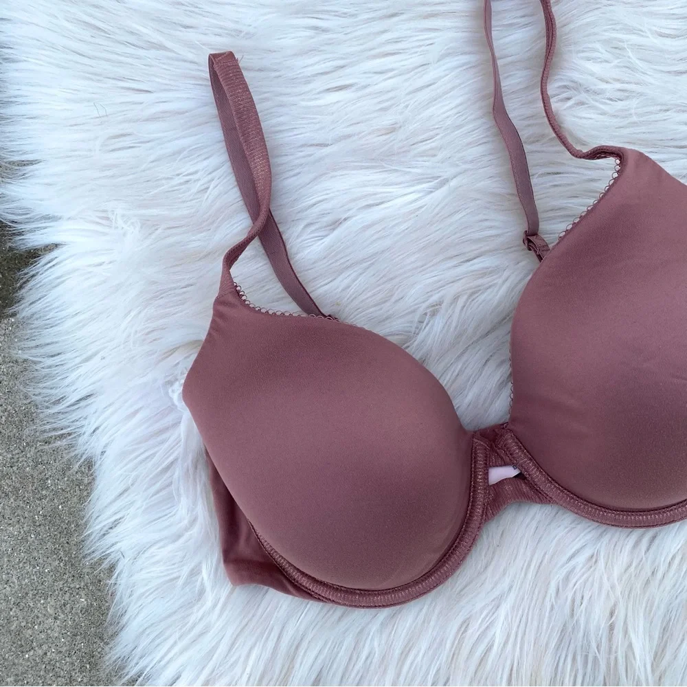 Victorias Secret body by Victoria lined perfect coverage 32DD
